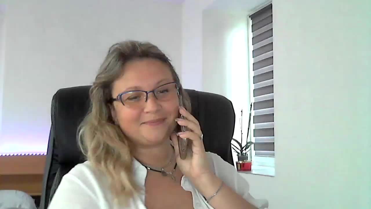 NERVOMOTINA Adult Chat October 15, 2025