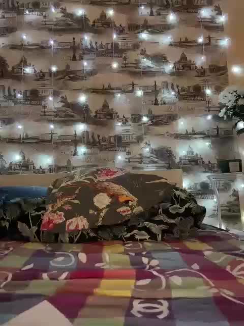 Vikulya1 Adult Chat October 15, 2025