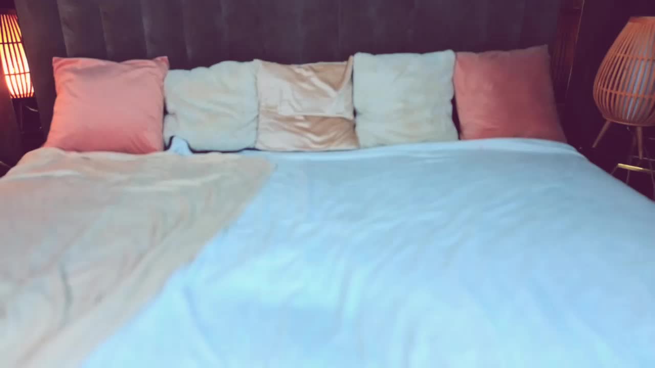 BettyDark Adult Chat October 15, 2025