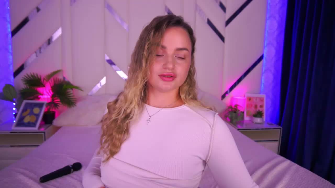 FloraGreys Adult Chat October 15, 2025