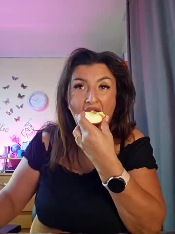 Hotangel75 Adult Chat October 15, 2025