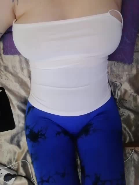 -Tiffany- Adult Chat October 15, 2025