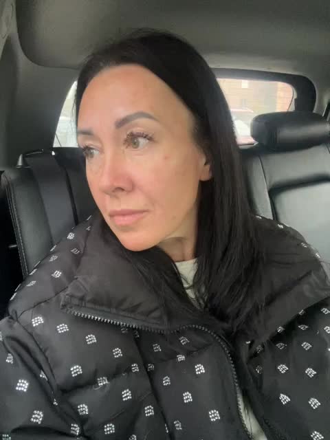 Karolina_Milf Adult Chat October 15, 2025