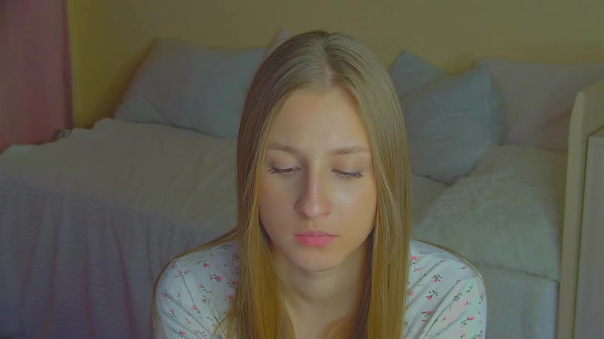 BritneyCruze Adult Chat October 15, 2025