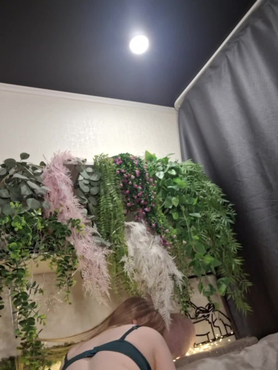 -scyrim- Adult Chat October 15, 2025