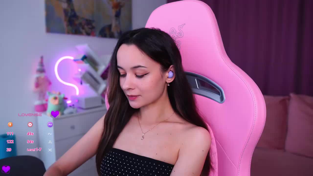 JuicyAngel Adult Chat October 15, 2025