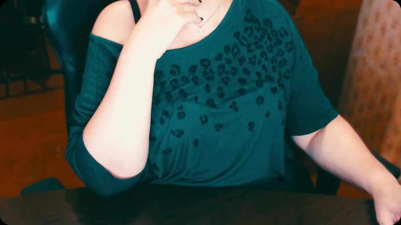 Alisa1917 Adult Chat October 15, 2025