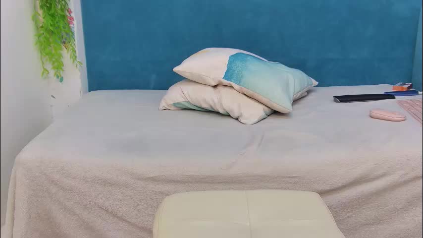 _mooncake Adult Chat October 15, 2025