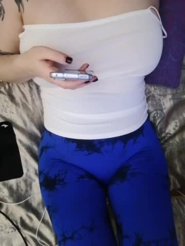 -Tiffany- Adult Chat October 16, 2025