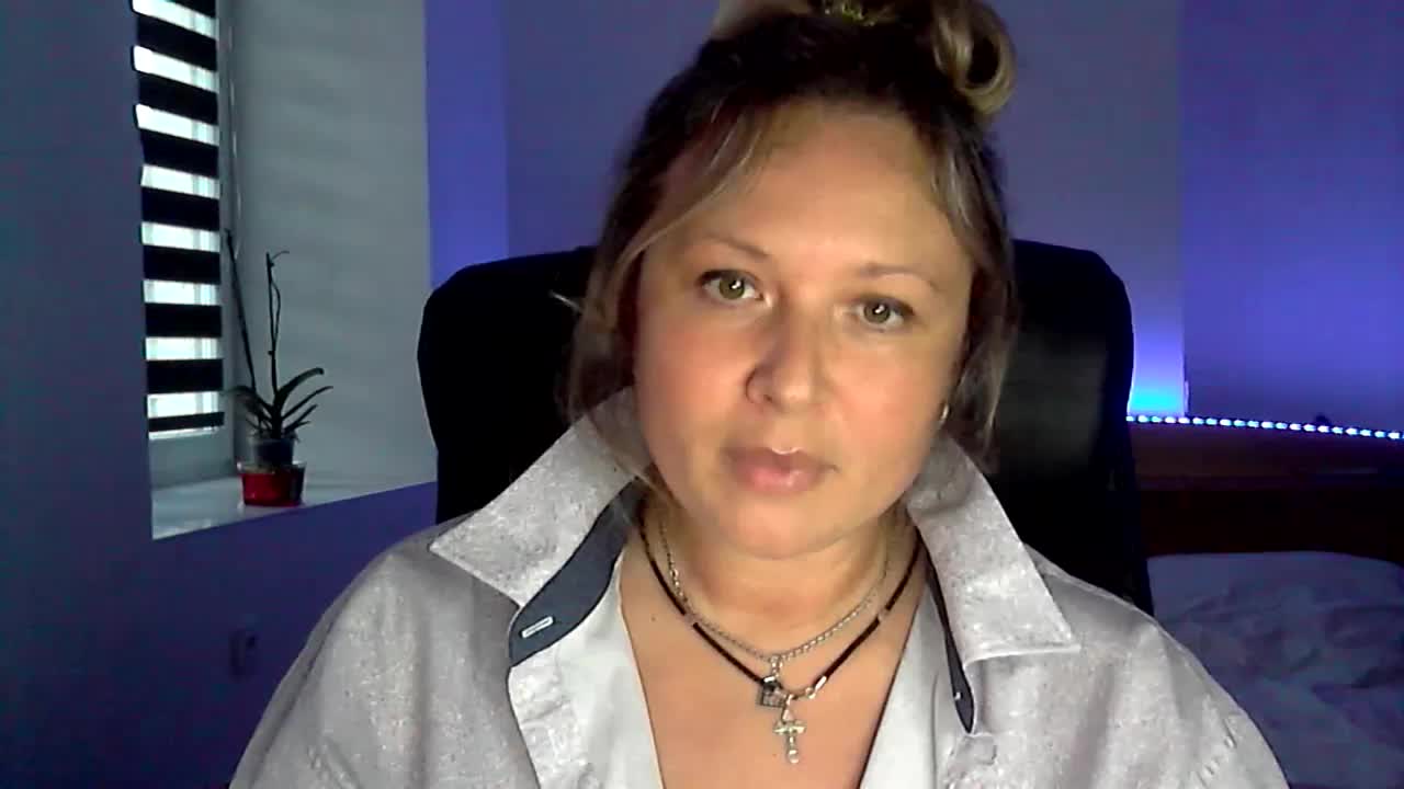 NERVOMOTINA Adult Chat October 16, 2025