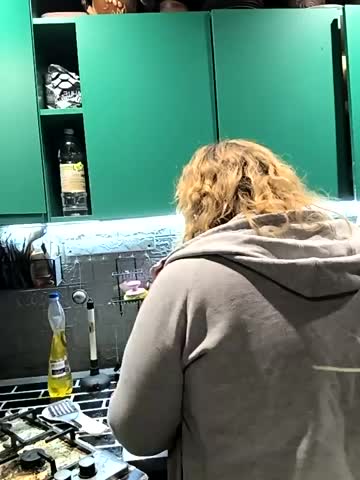 jusichka Adult Chat October 15, 2025