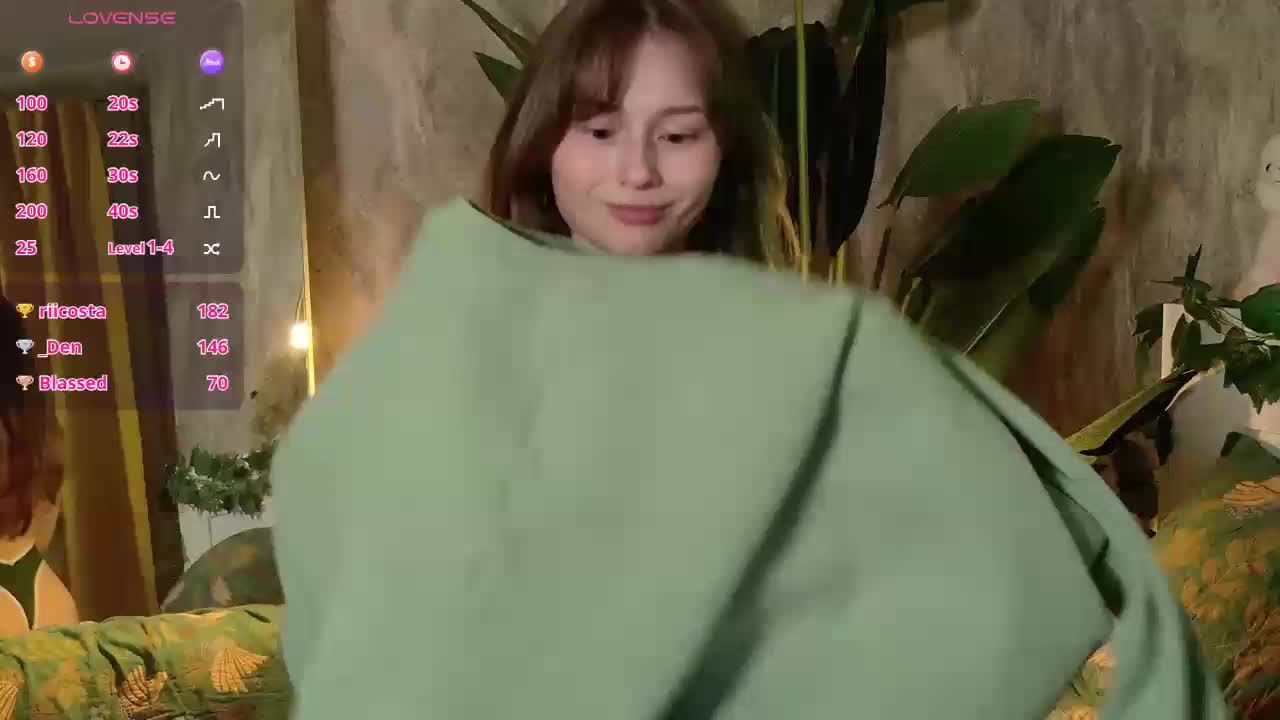 YoPixie Adult Chat October 16, 2025