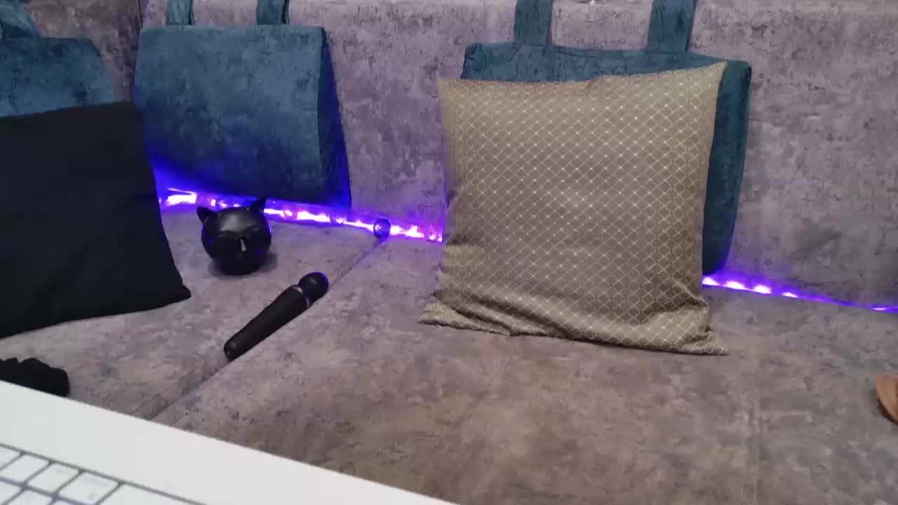 BlackCat142 Adult Chat October 16, 2025