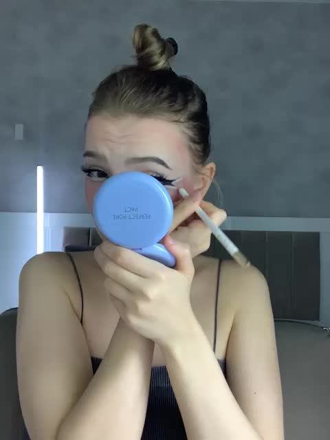 -Nezukoo- Adult Chat October 16, 2025