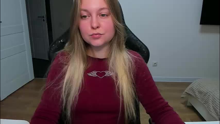 stacy_miraclee Adult Chat October 15, 2025