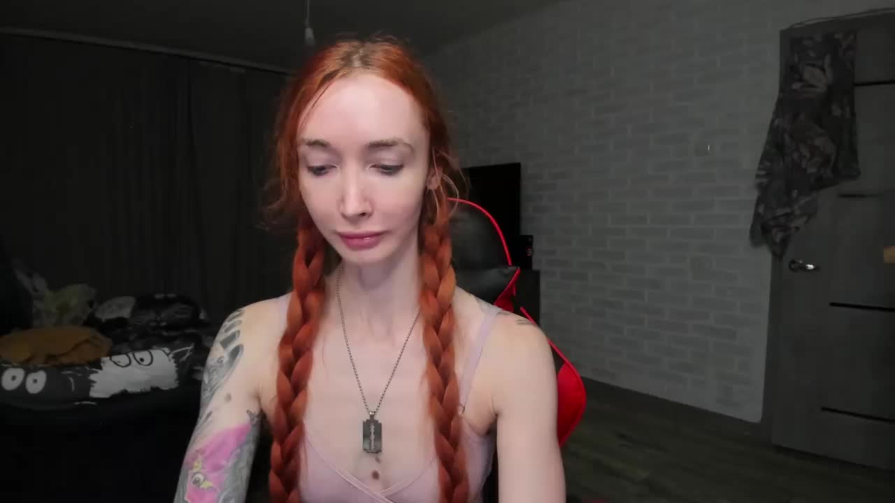 Roxy-Sun Adult Chat October 16, 2025