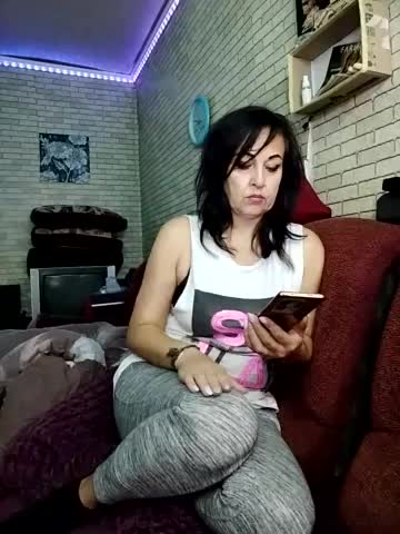 Lina-a-13 Adult Chat October 16, 2025