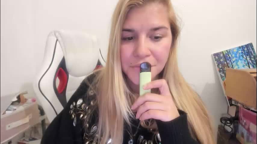 artsyandcraftsy_ Adult Chat October 16, 2025