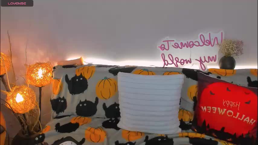 sindy_chiks Adult Chat October 16, 2025