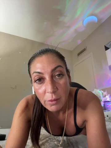 IrinkaGata Adult Chat October 16, 2025