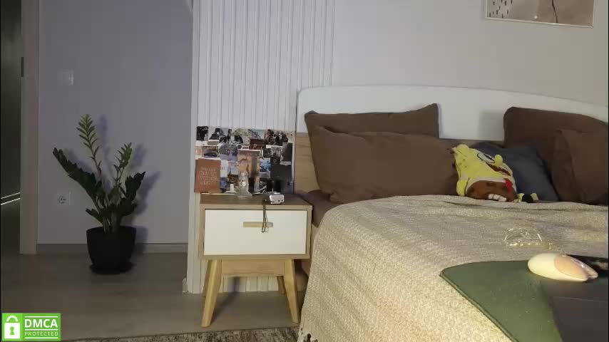 evi_woow Adult Chat October 16, 2025