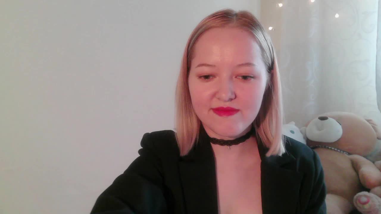 -Sweet-smile- Adult Chat October 16, 2025