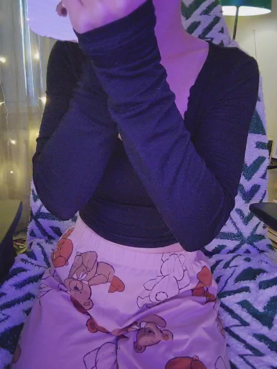 MyLittlegi Adult Chat October 16, 2025