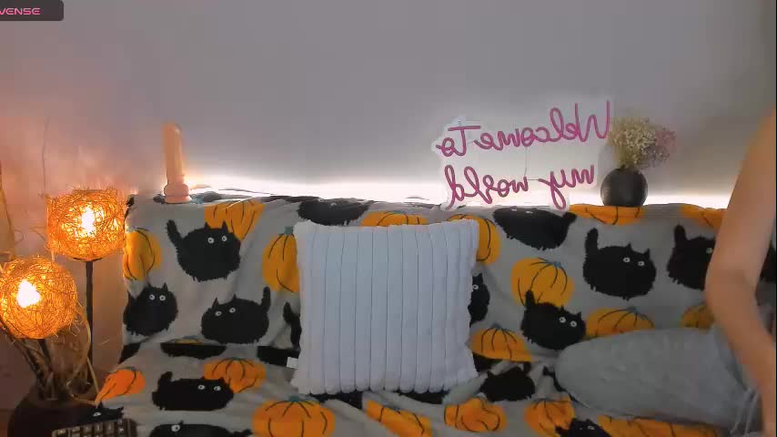 sindy_chiks Adult Chat October 16, 2025