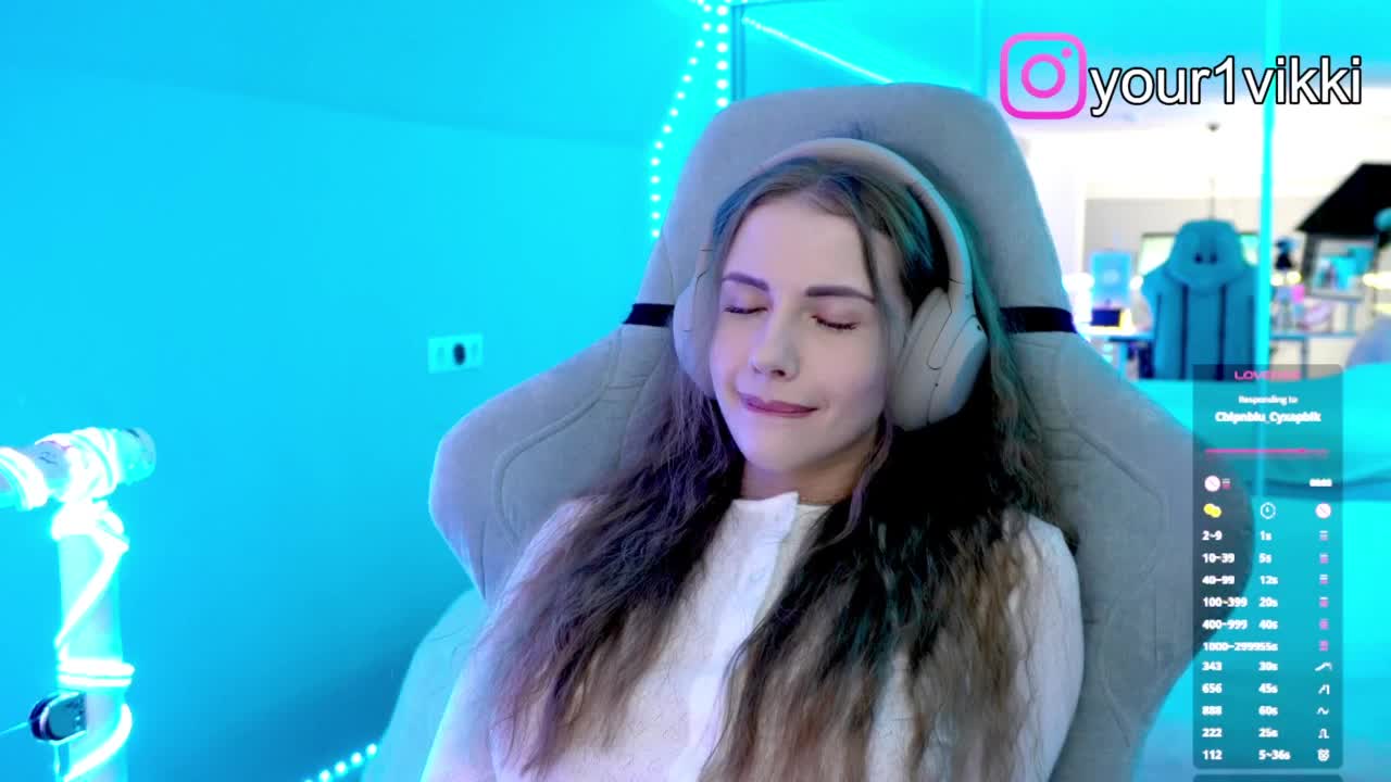 VikkiExtraCheese Adult Chat October 16, 2025