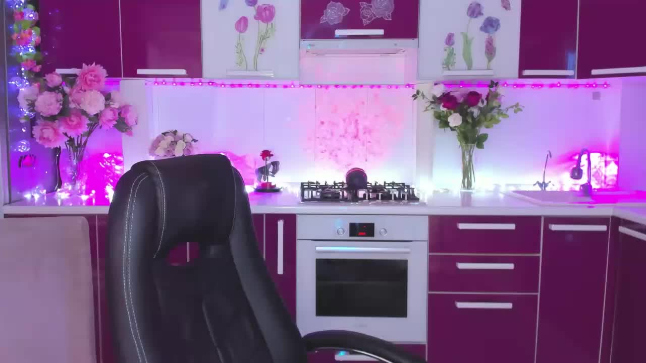 Olivija2020 Adult Chat October 16, 2025