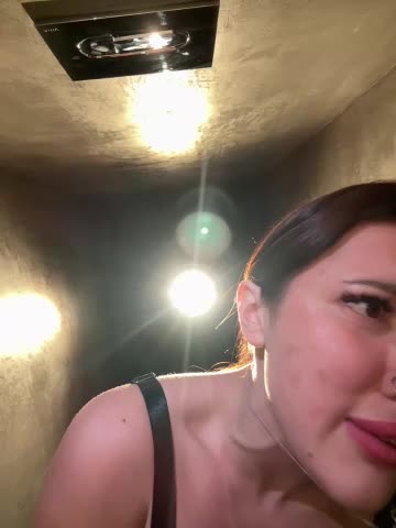 AleksandraRich Adult Chat October 16, 2025