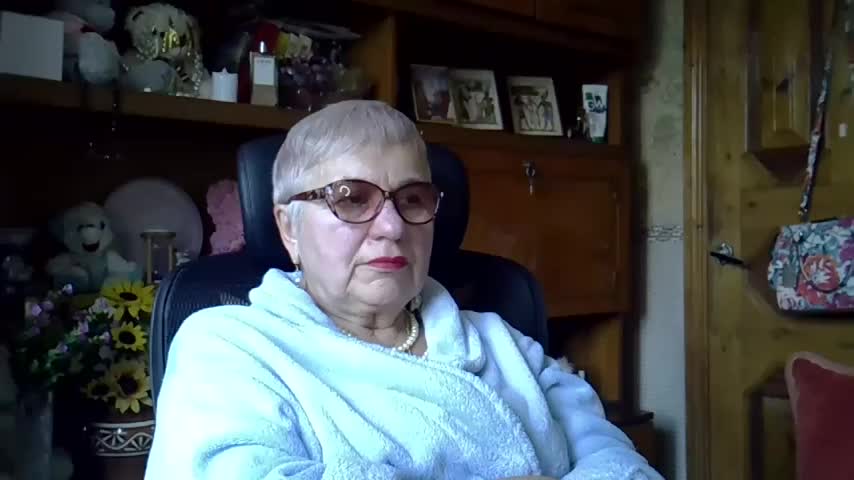 SweetCherry27 Adult Chat October 16, 2025