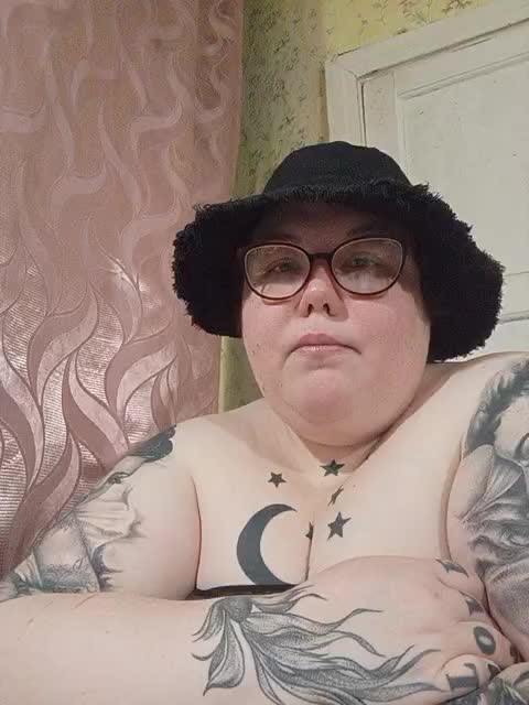 Svetlanka86 Adult Chat October 16, 2025