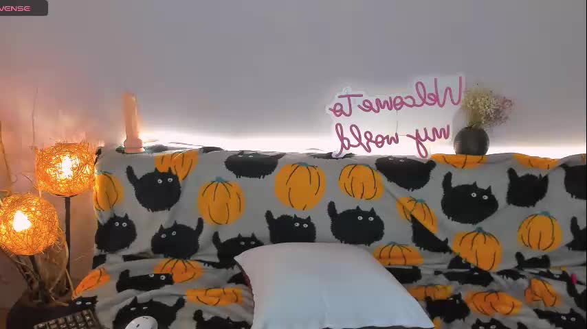 lucia_lucky Adult Chat October 16, 2025