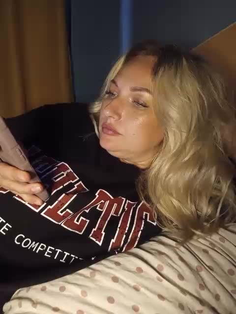 Tanysha-1 Adult Chat October 16, 2025