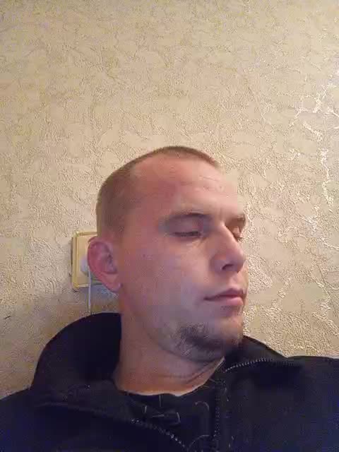 Lesha098 Adult Chat October 17, 2025