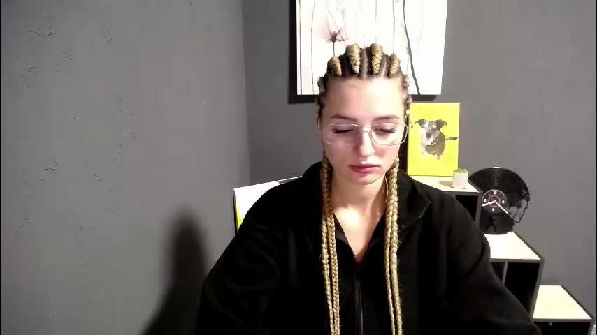 olivia_vi Adult Chat October 17, 2025