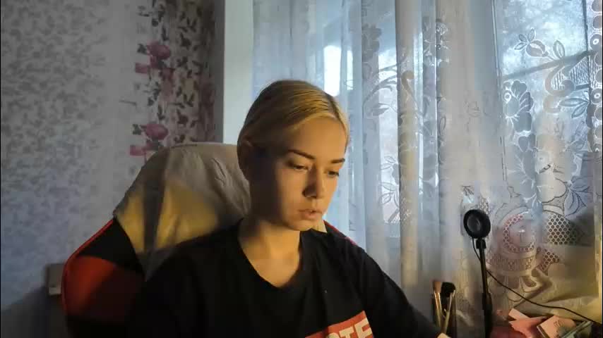 dinorahmroczkowski Adult Chat October 16, 2025