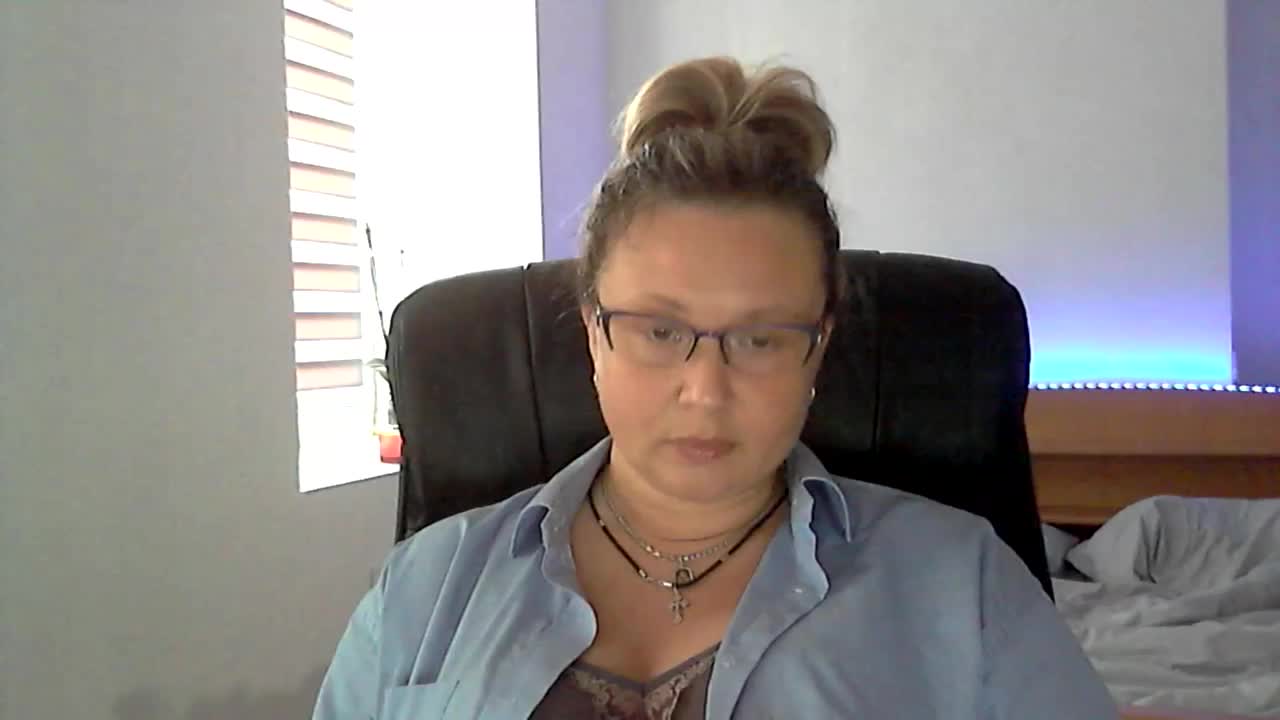 NERVOMOTINA Adult Chat October 16, 2025