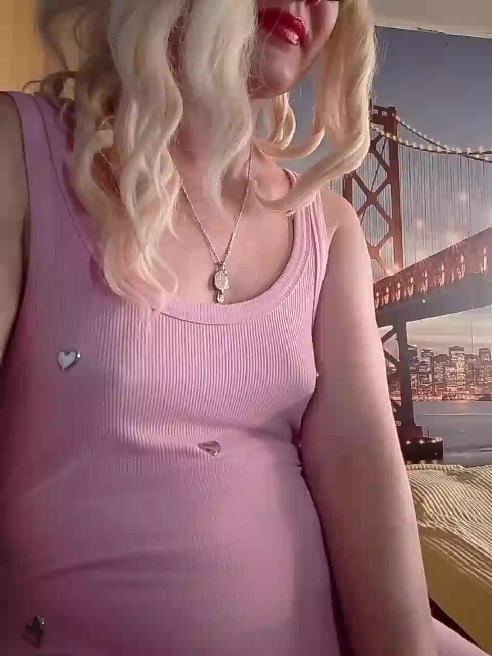 MoniKkkkkkkkkk Adult Chat October 17, 2025