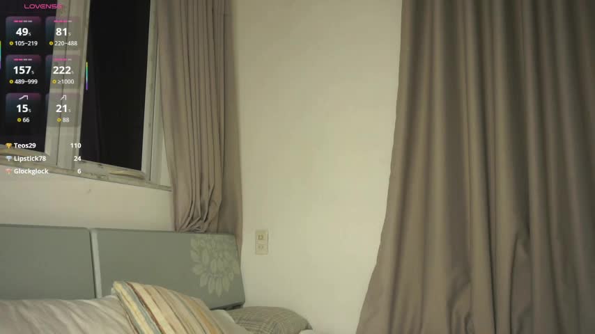 Alice_1n_Wonderland_ Adult Chat October 17, 2025