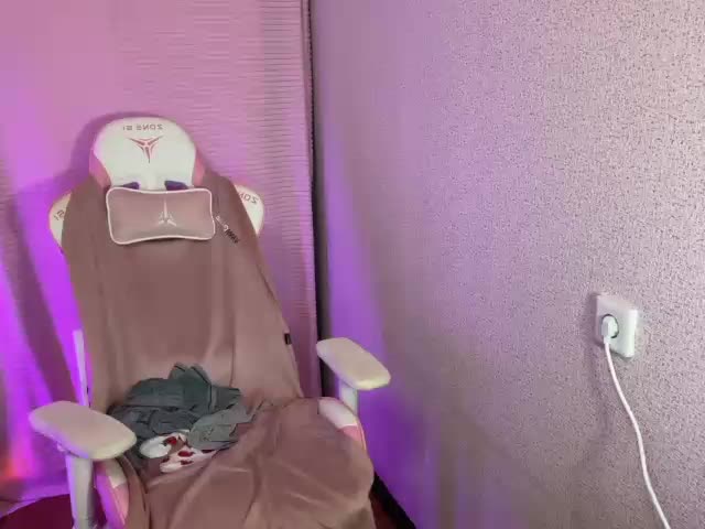 Katrinmiss Adult Chat October 17, 2025