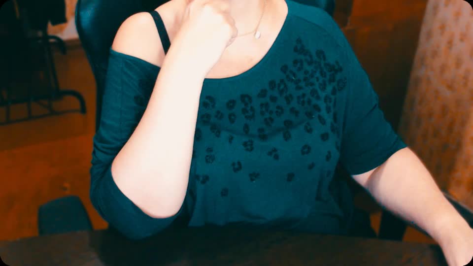 Alisa1917 Adult Chat October 17, 2025