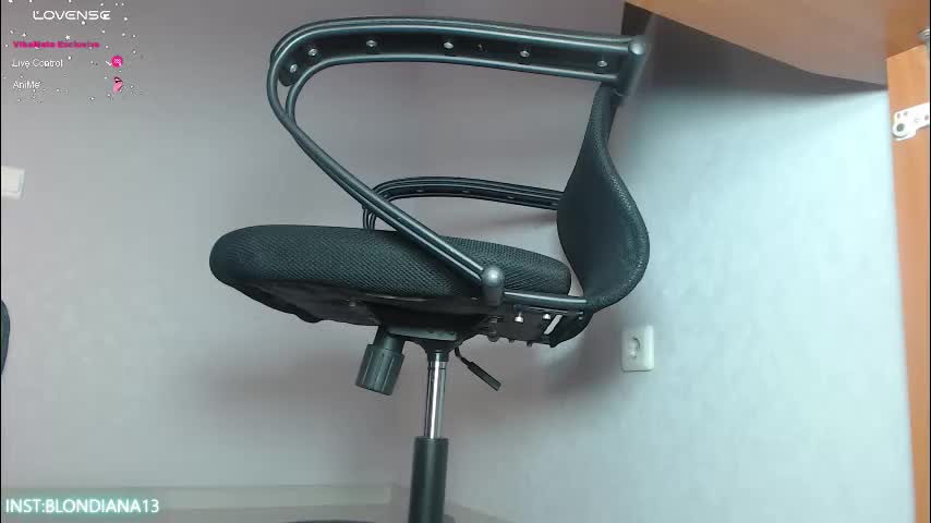 blondiana Adult Chat October 16, 2025