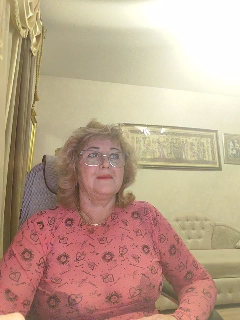 KarinkaSweet Adult Chat October 17, 2025