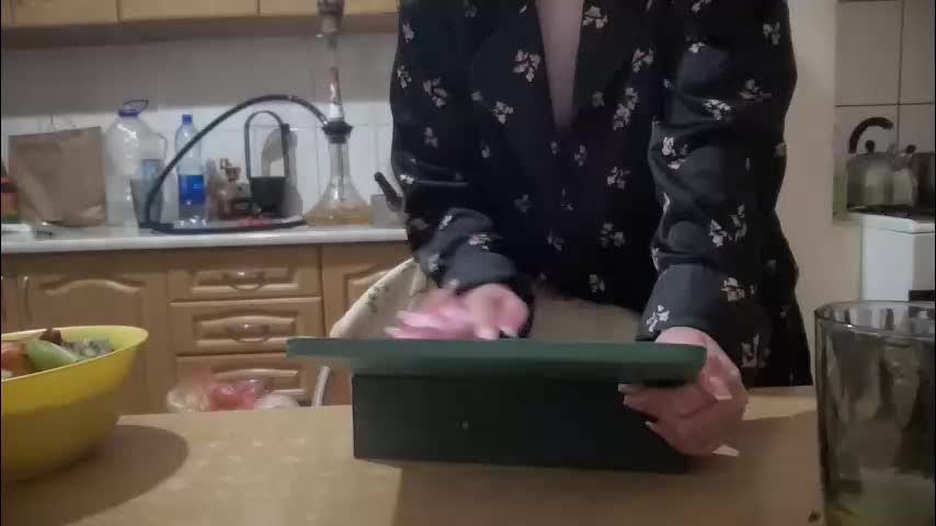 rosea_champagne Adult Chat October 17, 2025