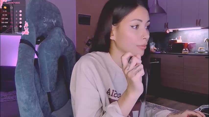 valorant_girl Adult Chat October 17, 2025