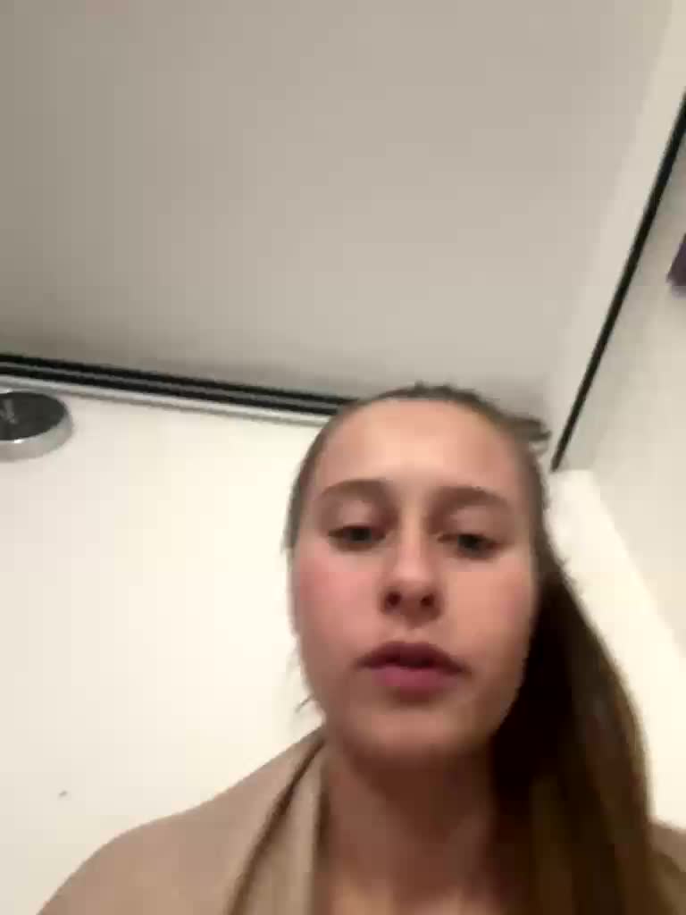 Kisacka Adult Chat October 17, 2025