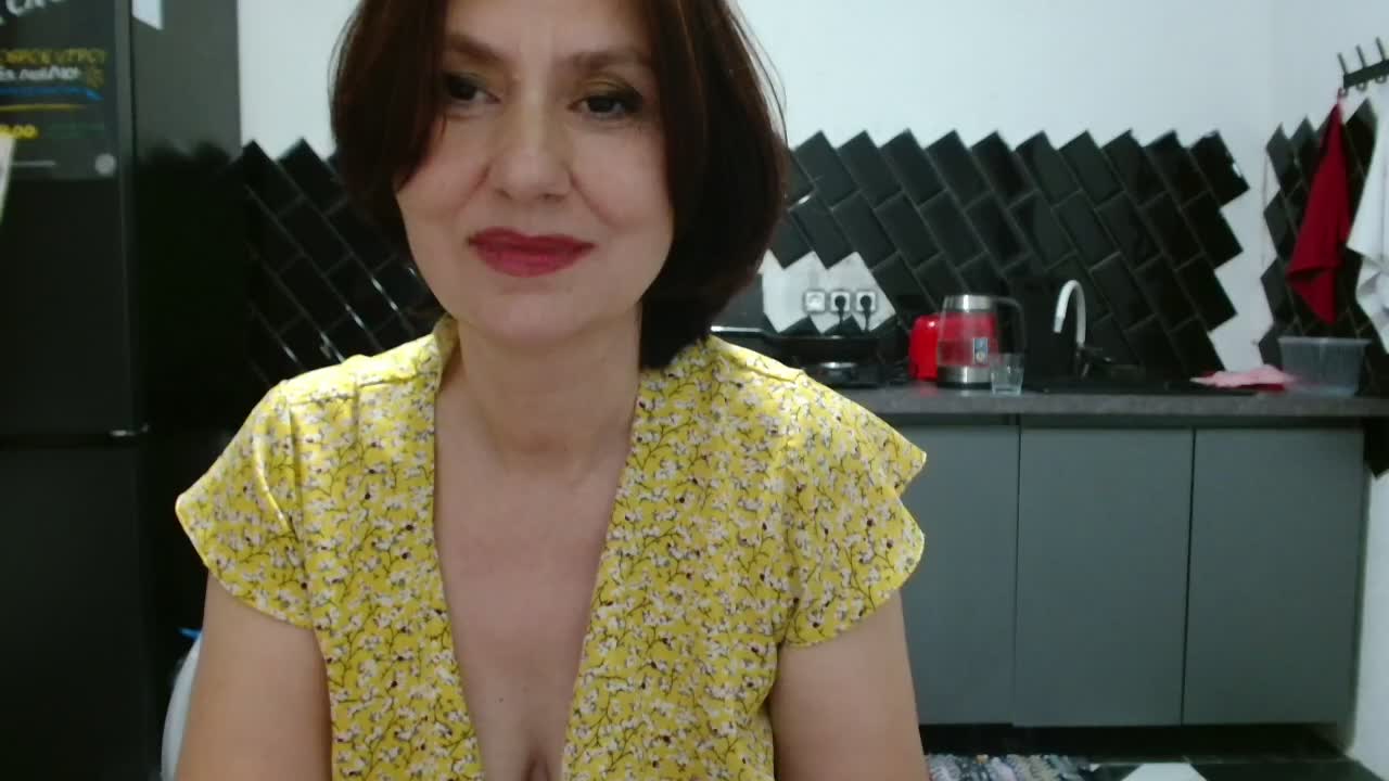 ANGELALADI Adult Chat October 17, 2025