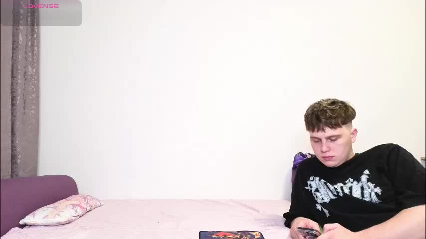 emily_and_ilumi Adult Chat October 17, 2025